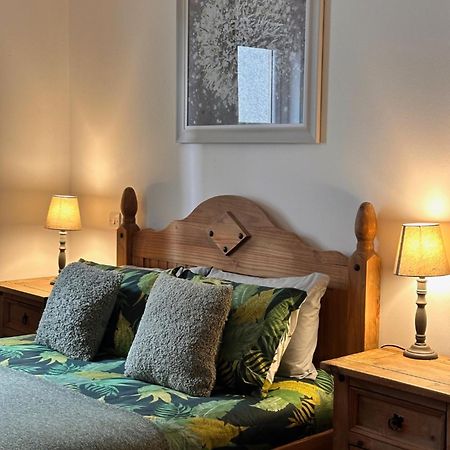 City Centre Apartment Next To Bus And Train Station Inverness Exteriör bild